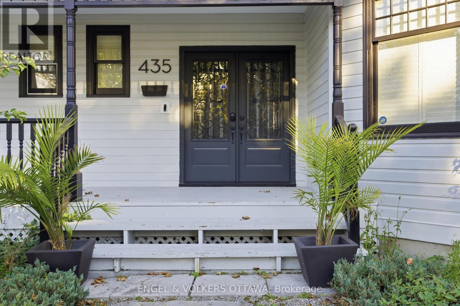 435 WESTMINSTER AVENUE - 38