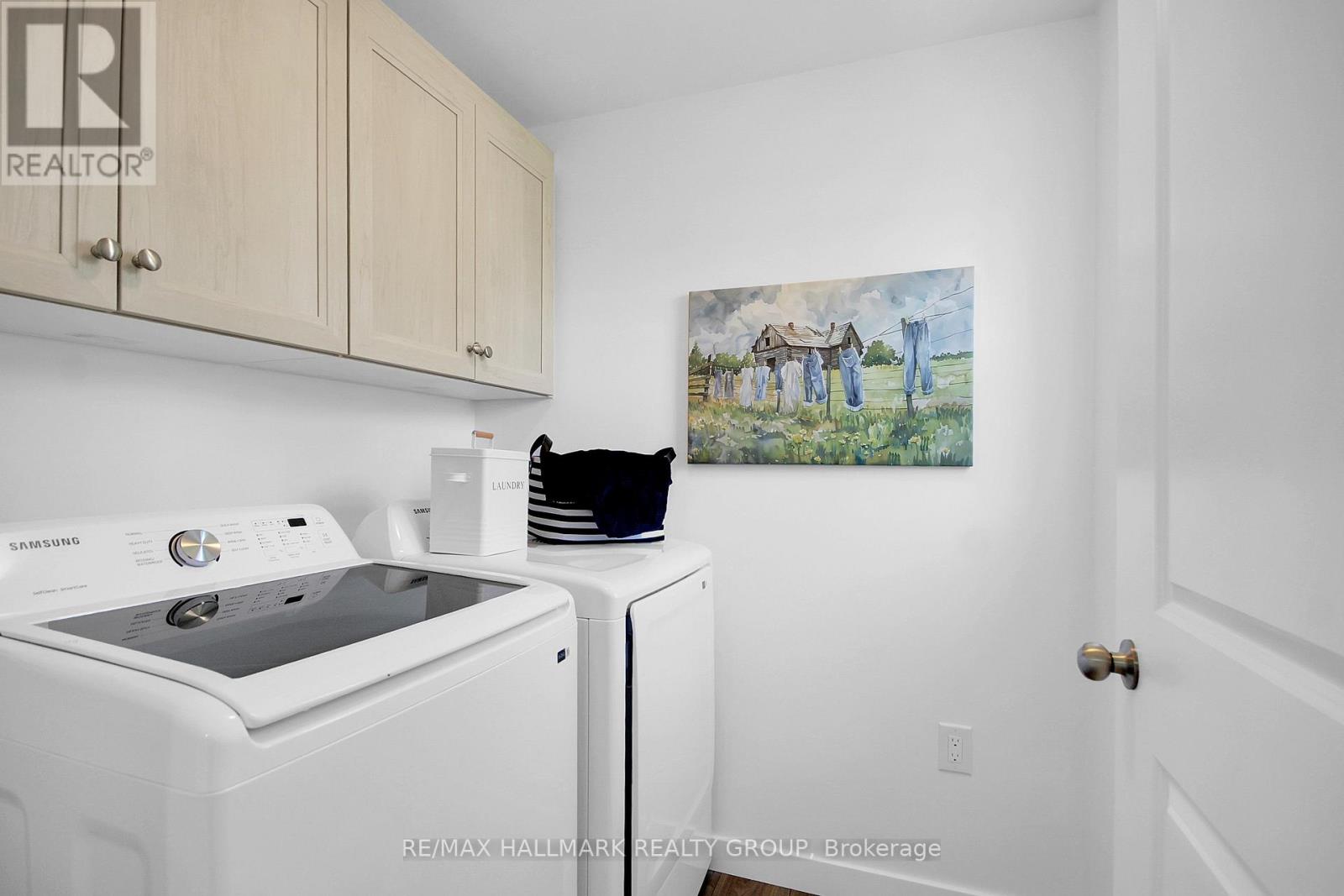 1316 SUNFLOWER PRIVATE - 24