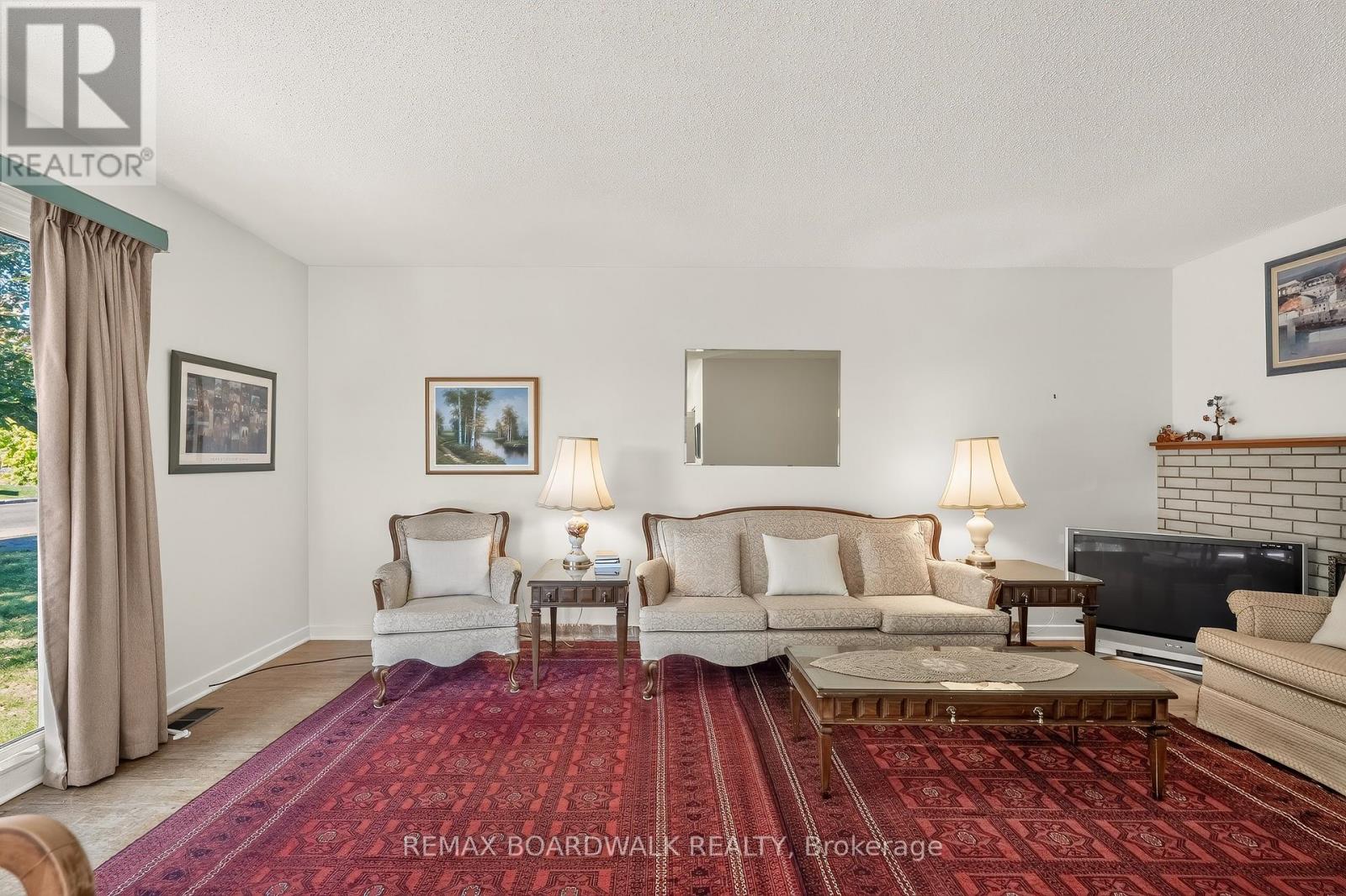 7 CHARKAY STREET - Image 12