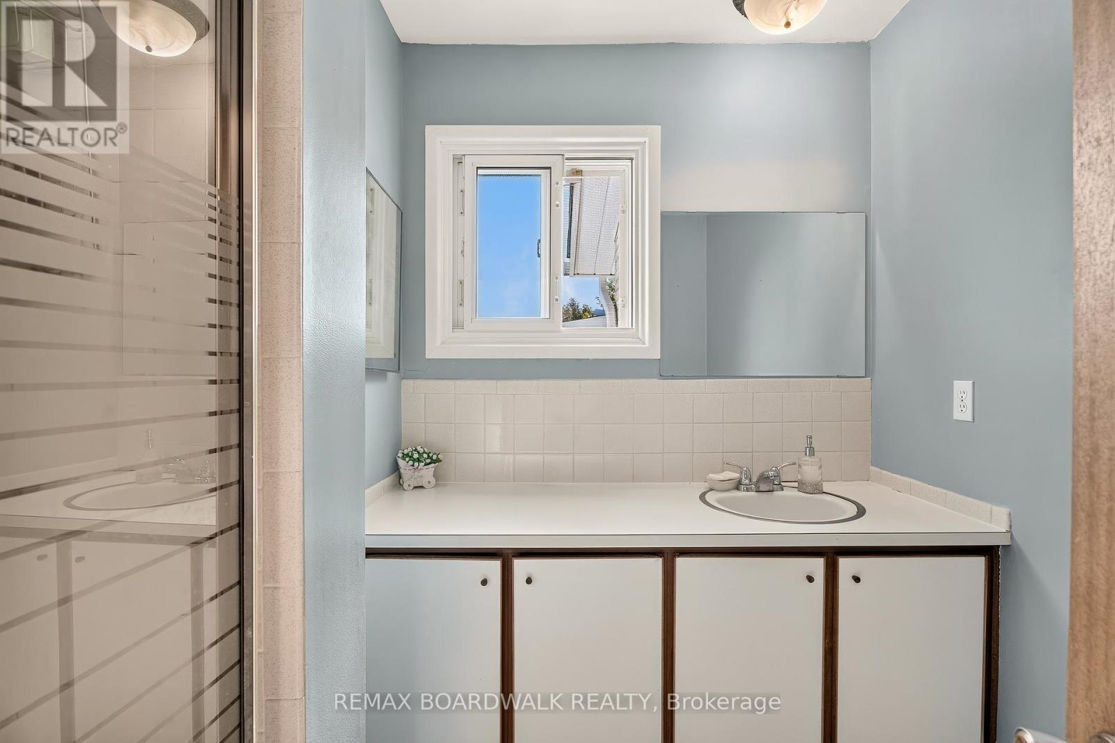 7 CHARKAY STREET - Image 21