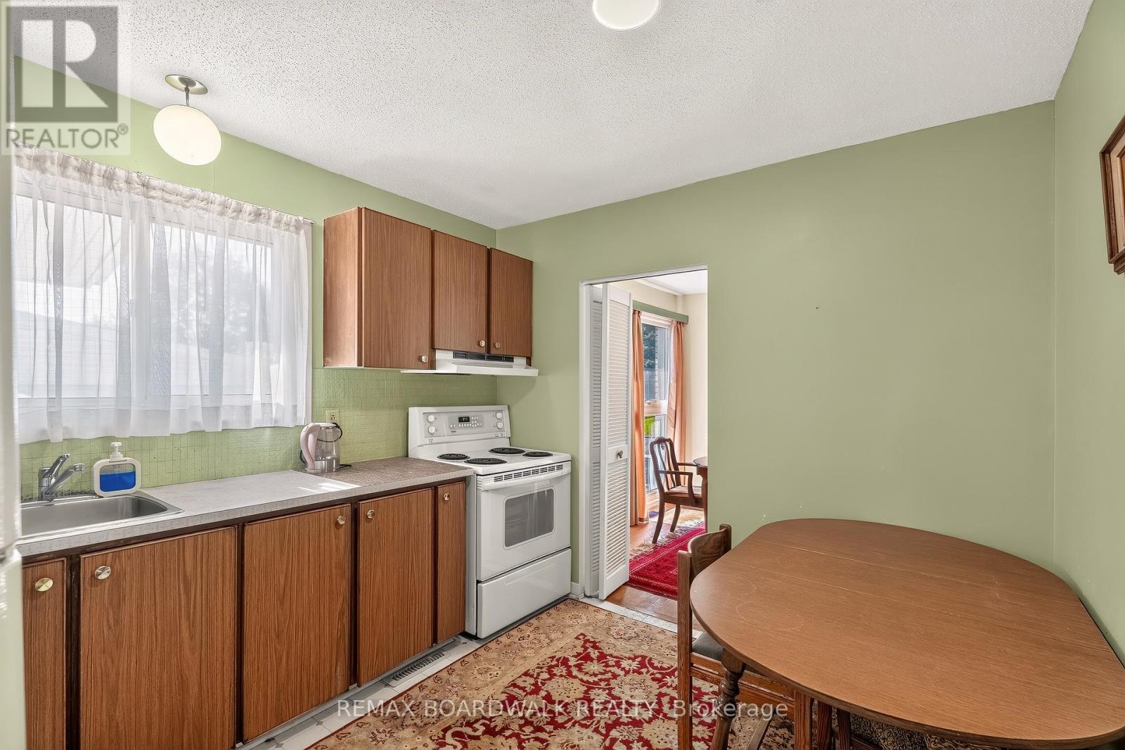 7 CHARKAY STREET - 5