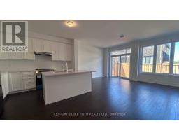 15 Milady Crescent, Barrie, ON L9J0X3 Photo 11