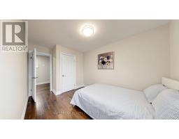3163 Ibbetson Crescent, Mississauga, ON L5C1Z1 Photo 24