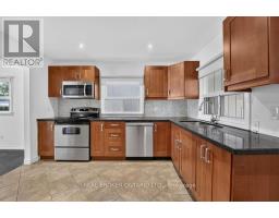 1024 Roosevelt Road, Mississauga, ON L5G3Y8 Photo 13