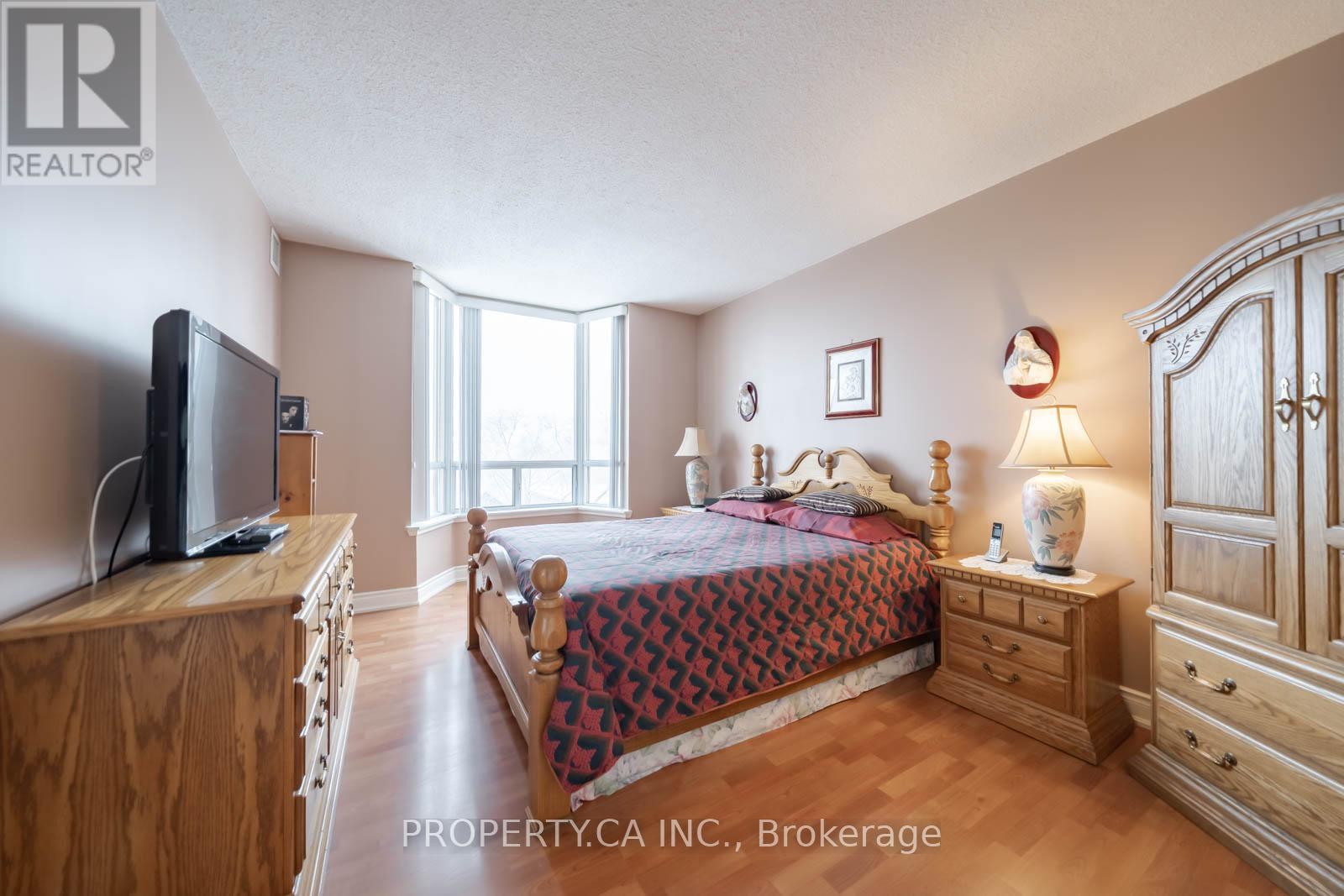 #609 2088 LAWRENCE AVENUE W - Image 26