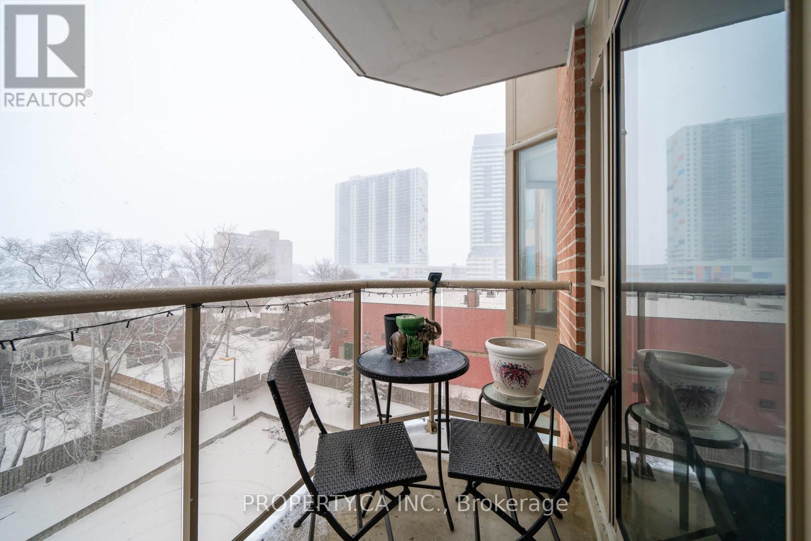 #609 2088 LAWRENCE AVENUE W - 28