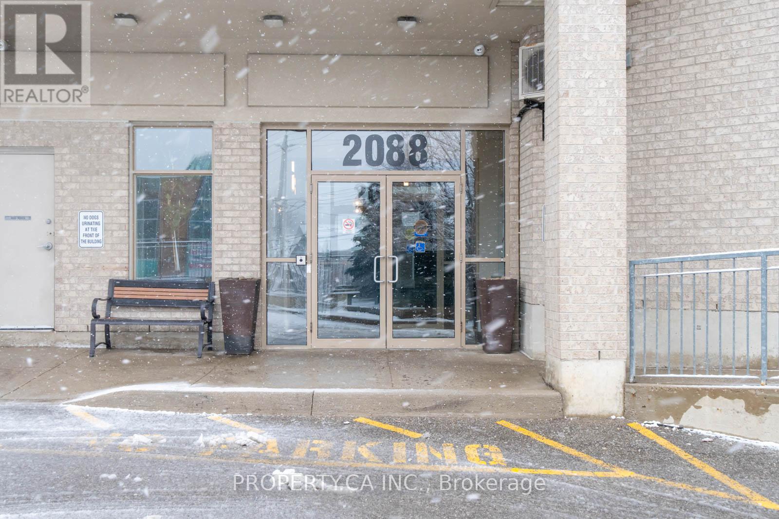 #609 2088 LAWRENCE AVENUE W - 44
