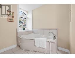 301 - 390 Upper Middle Road, Oakville, ON L6H0A5 Photo 32