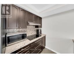 8 - 141 Isaac Devins Boulevard, Toronto, ON M9M0C4 Photo 10