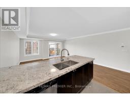 8 - 141 Isaac Devins Boulevard, Toronto, ON M9M0C4 Photo 11
