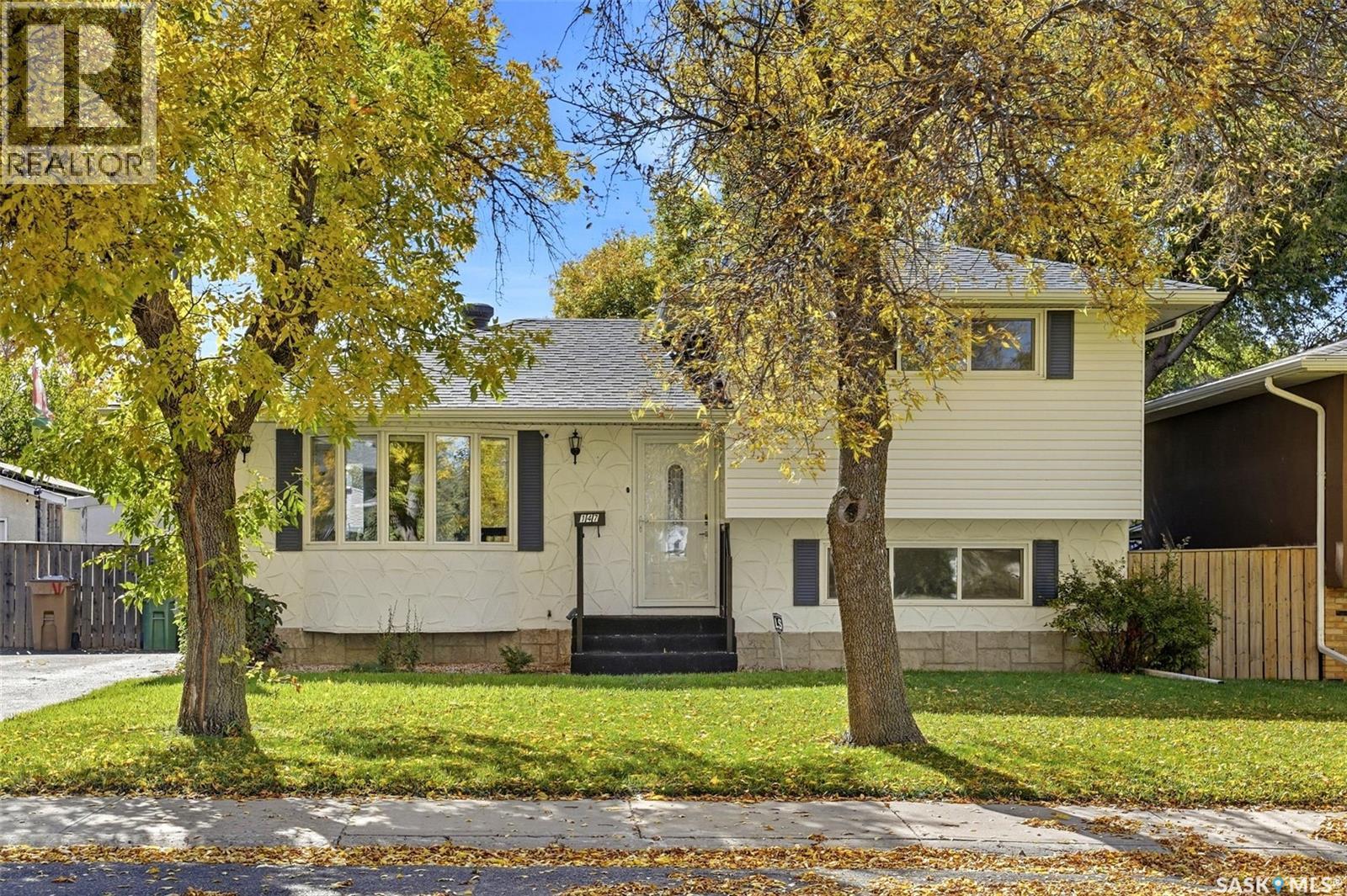147 Rink AVENUE - 42