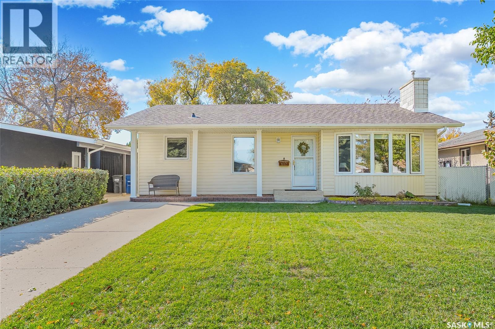 417 Waterloo CRESCENT, Saskatoon — photo 4