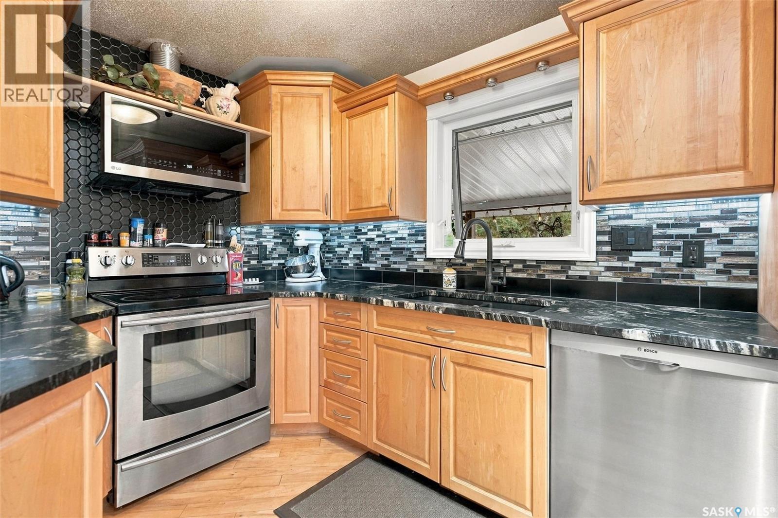 3515 ALLEN AVENUE, Regina — photo 12