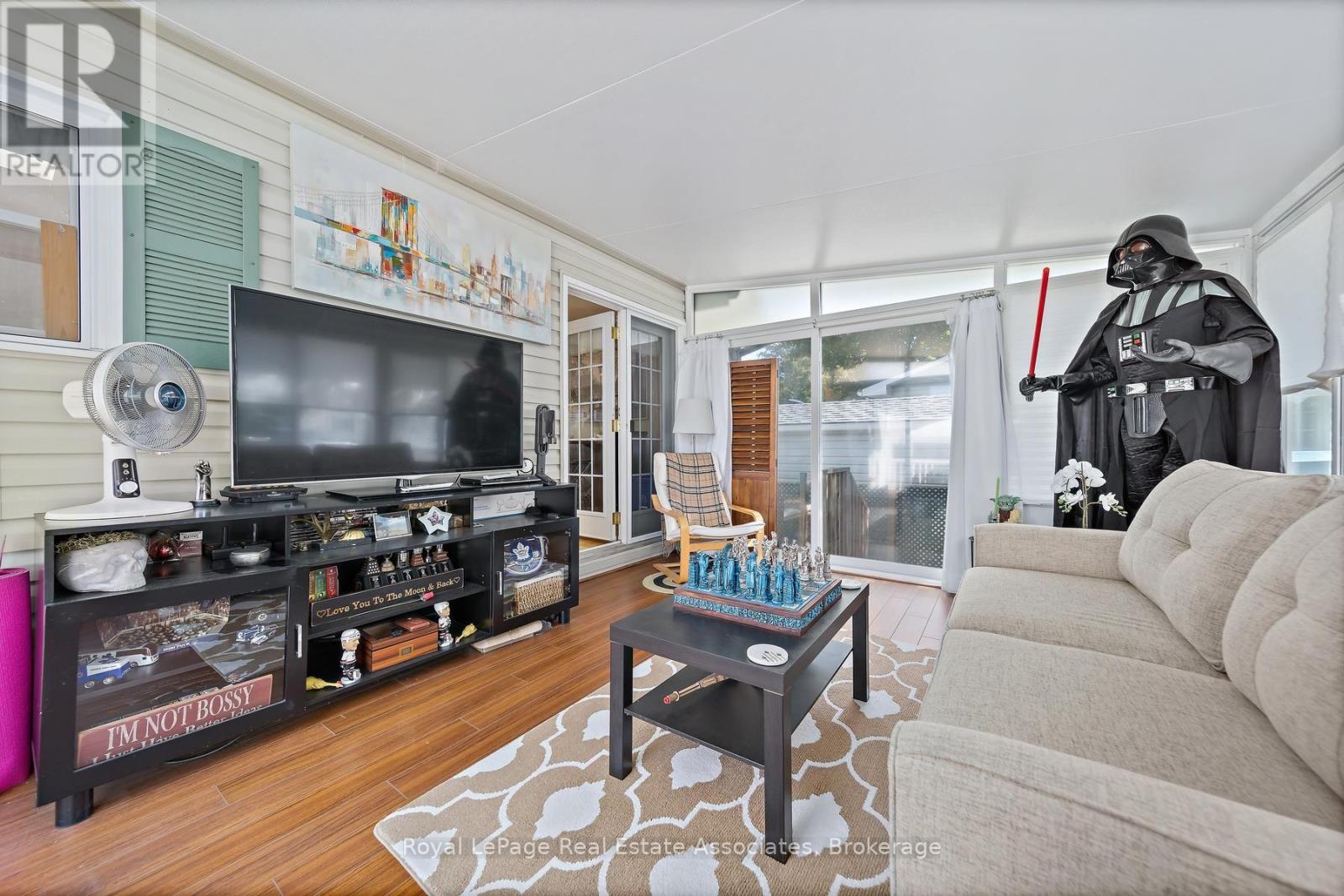 48 LAKESHORE DRIVE - Image 11