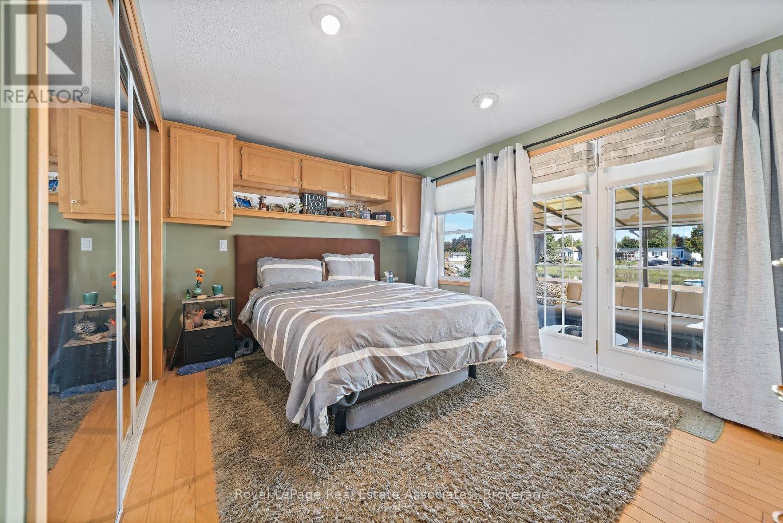 48 LAKESHORE DRIVE - Image 12
