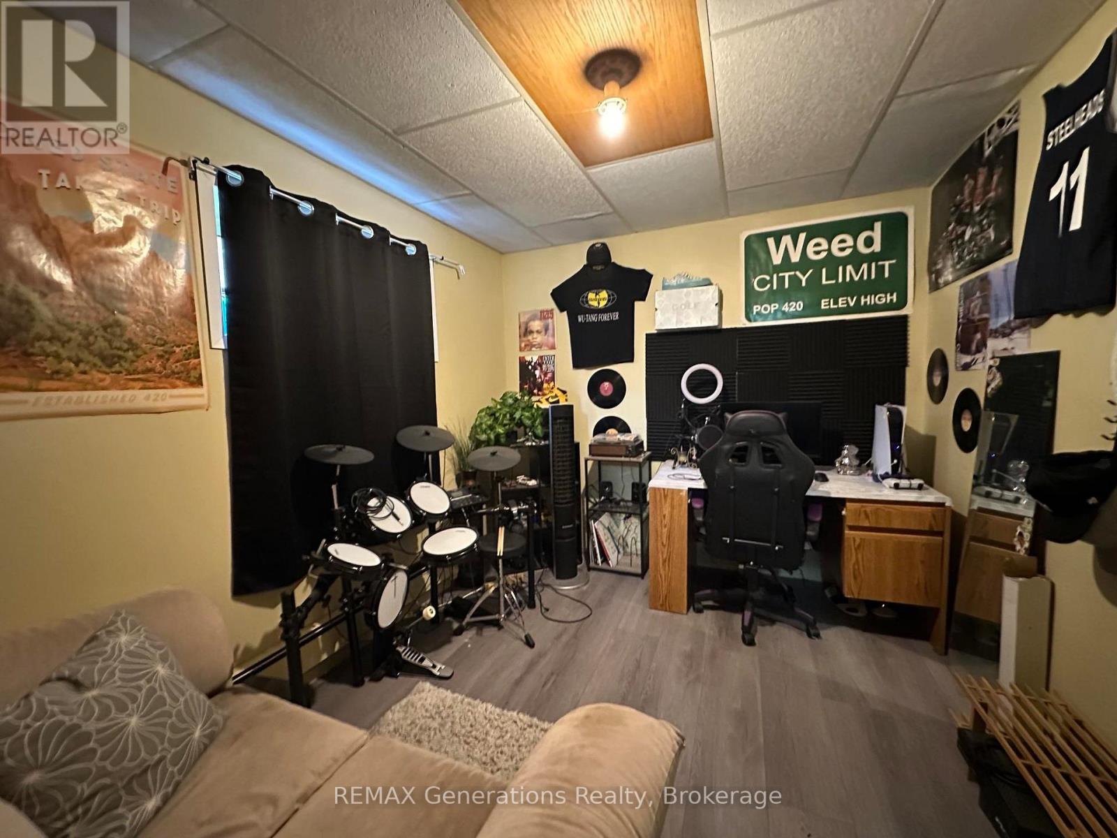 57 SUPERIOR AVENUE - 20