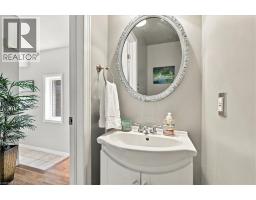 29 Slater Court, Waterdown, ON L8B0K8 Photo 15
