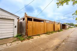 1262 Logan Avenue, Winnipeg, MB R3E1R3 Photo 32