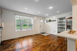 4pc Bathroom - 1262 Logan Avenue, Winnipeg, MB R3E1R3 Photo 6
