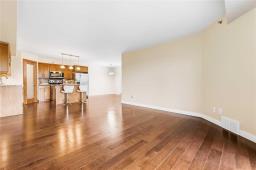 404 700 Allegheny Drive, Winnipeg, MB R3T4E4 Photo 12