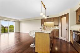 404 700 Allegheny Drive, Winnipeg, MB R3T4E4 Photo 6