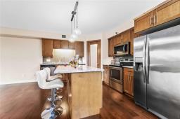 404 700 Allegheny Drive, Winnipeg, MB R3T4E4 Photo 7