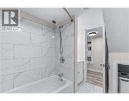 47 Peter Street, Moncton, NB E1A3W3 Photo 32