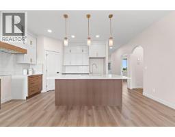 7501 38a Avenue, Camrose, AB T4V5E3 Photo 7