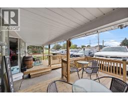 12205 Riverside Drive East, Tecumseh, ON N8N1A1 Photo 8