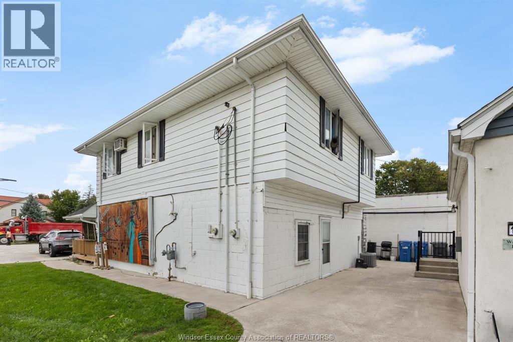 12205 Riverside Drive East — photo 31