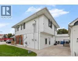 12205 Riverside Drive East, Tecumseh, ON N8N1A1 Photo 31