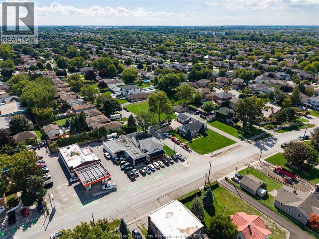 12205 Riverside Drive East — photo 40