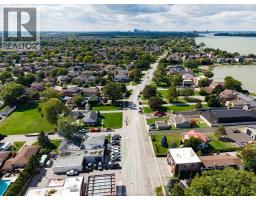 12205 Riverside Drive East, Tecumseh, ON N8N1A1 Photo 38