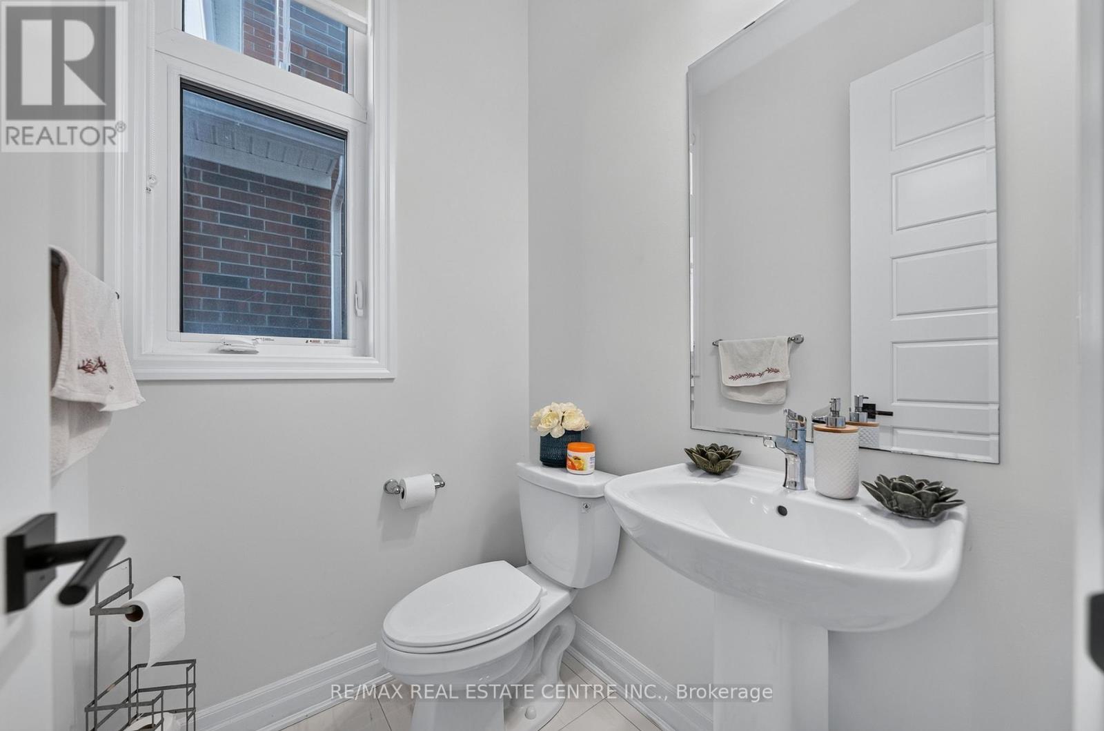 1404 KOVACHIK BOULEVARD - 22