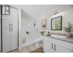 1040 Buckhorn Lane, Frontenac, ON K0H2L0 Photo 10