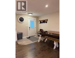 3pc Bathroom - 11104 92a Street, Grande Prairie, AB T8V3M3 Photo 8