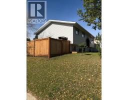 11104 92a Street, Grande Prairie, AB T8V3M3 Photo 31