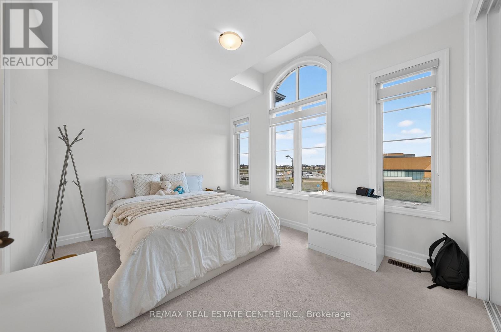 1404 Kovachik Boulevard, Milton, ON photo 28