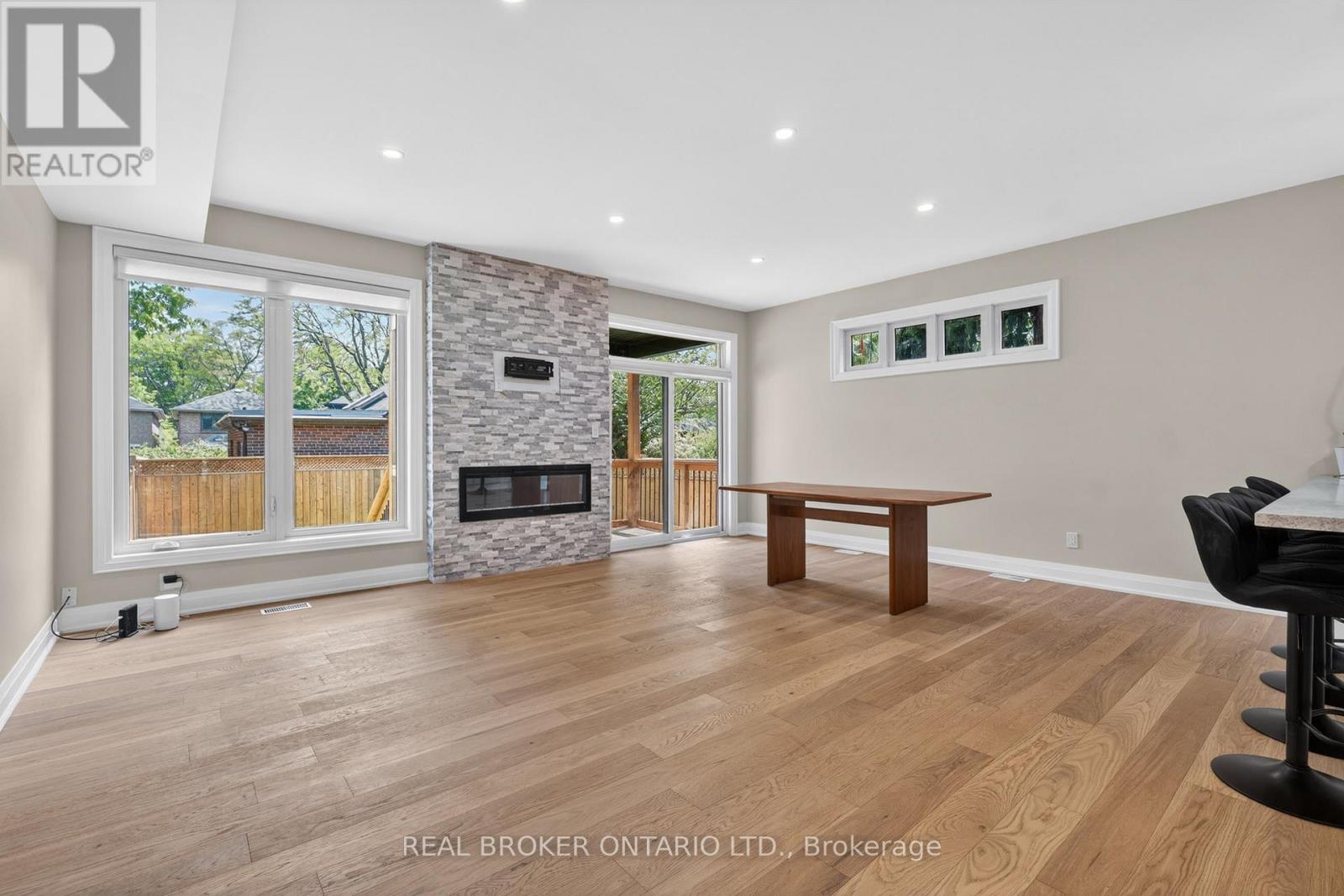 5 MARINA AVENUE - 28