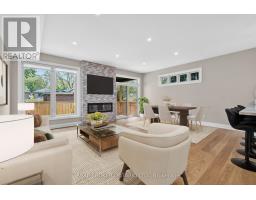 Foyer - 5 Marina Avenue, Toronto, ON M8W1J8 Photo 8