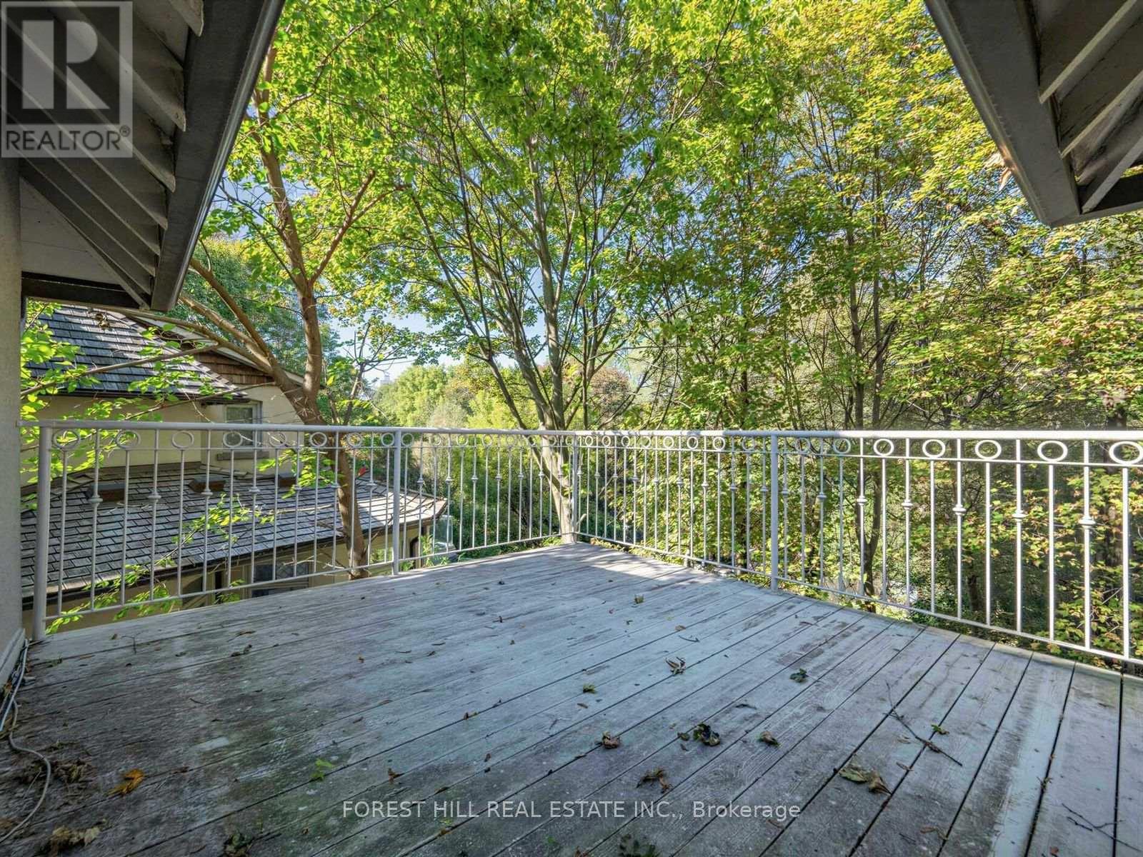 9 ORMSBY CRESCENT - 28