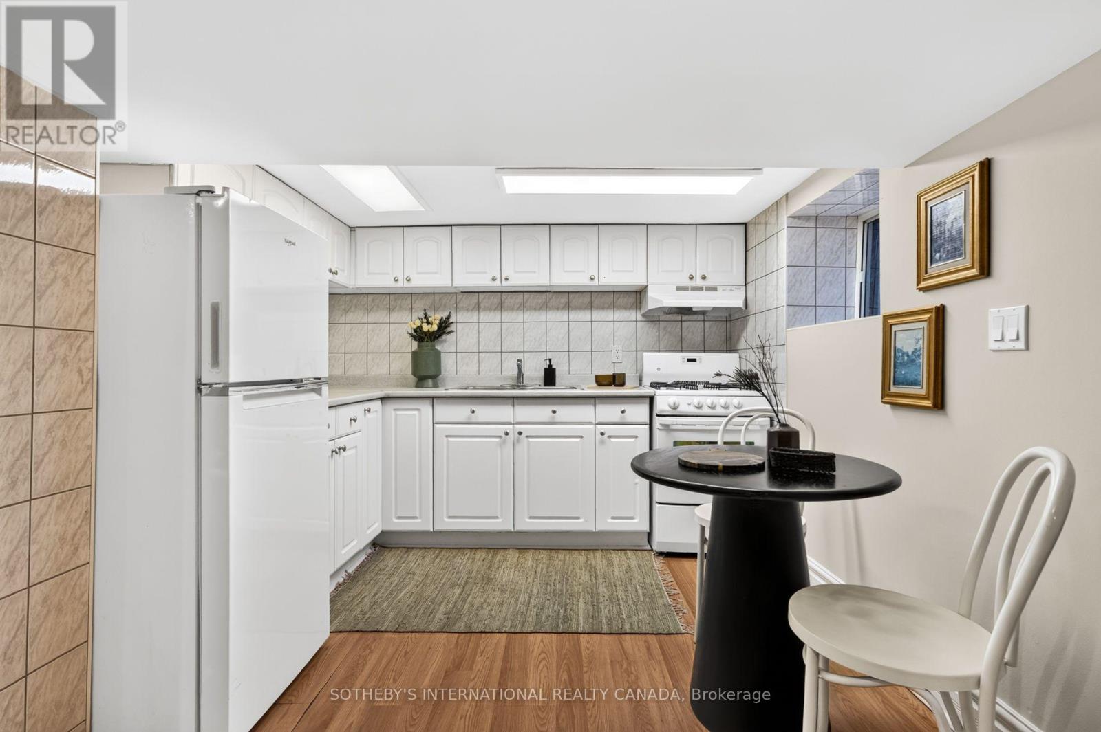 33 BEATRICE STREET - Image 35