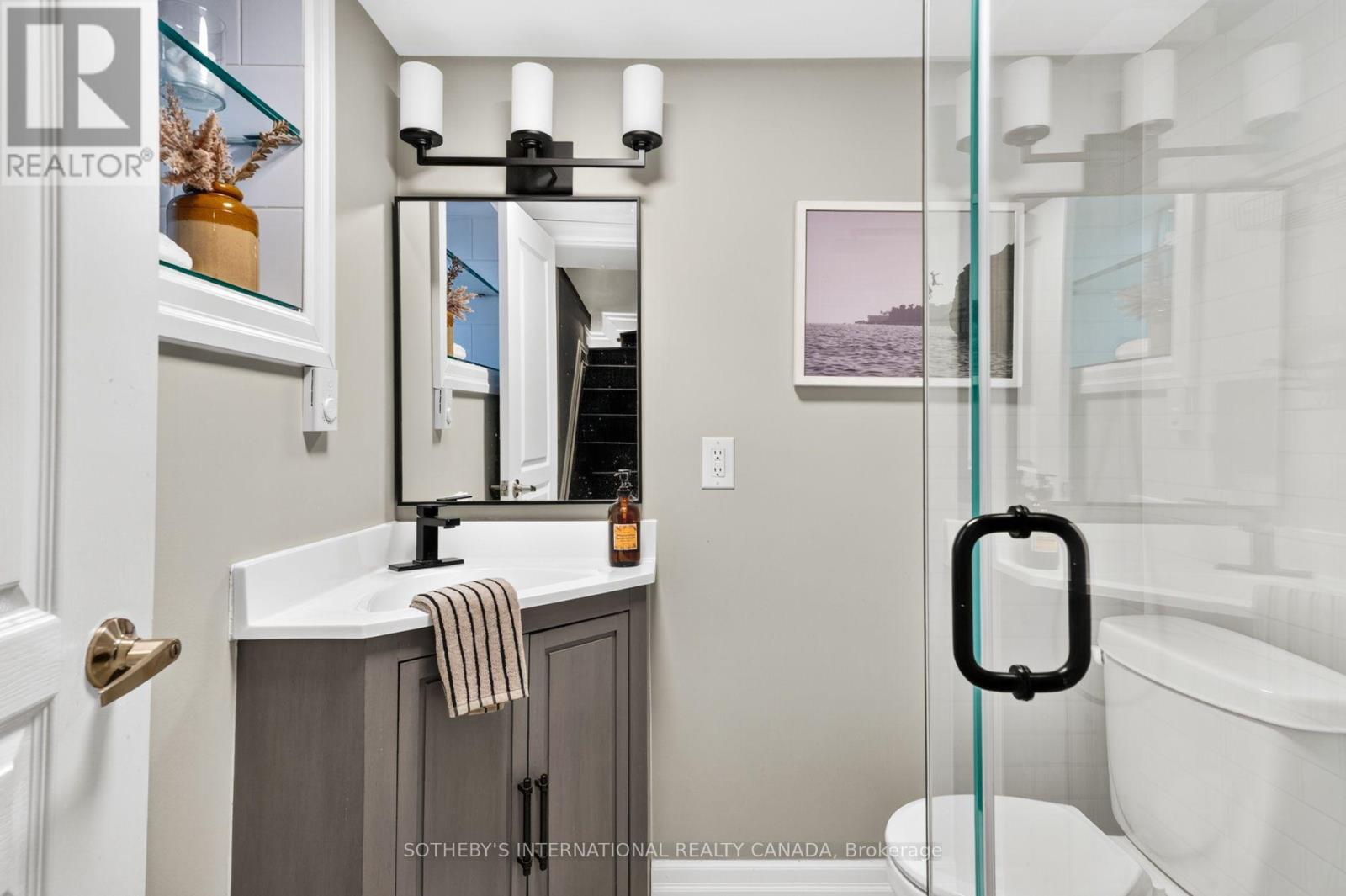 33 BEATRICE STREET - Image 39