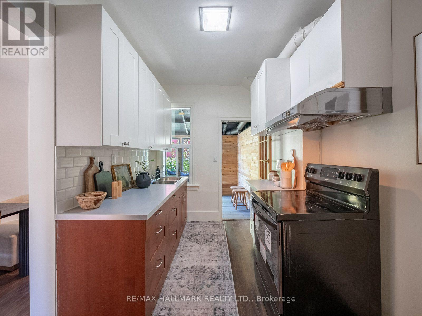 146 JONES AVENUE - 15