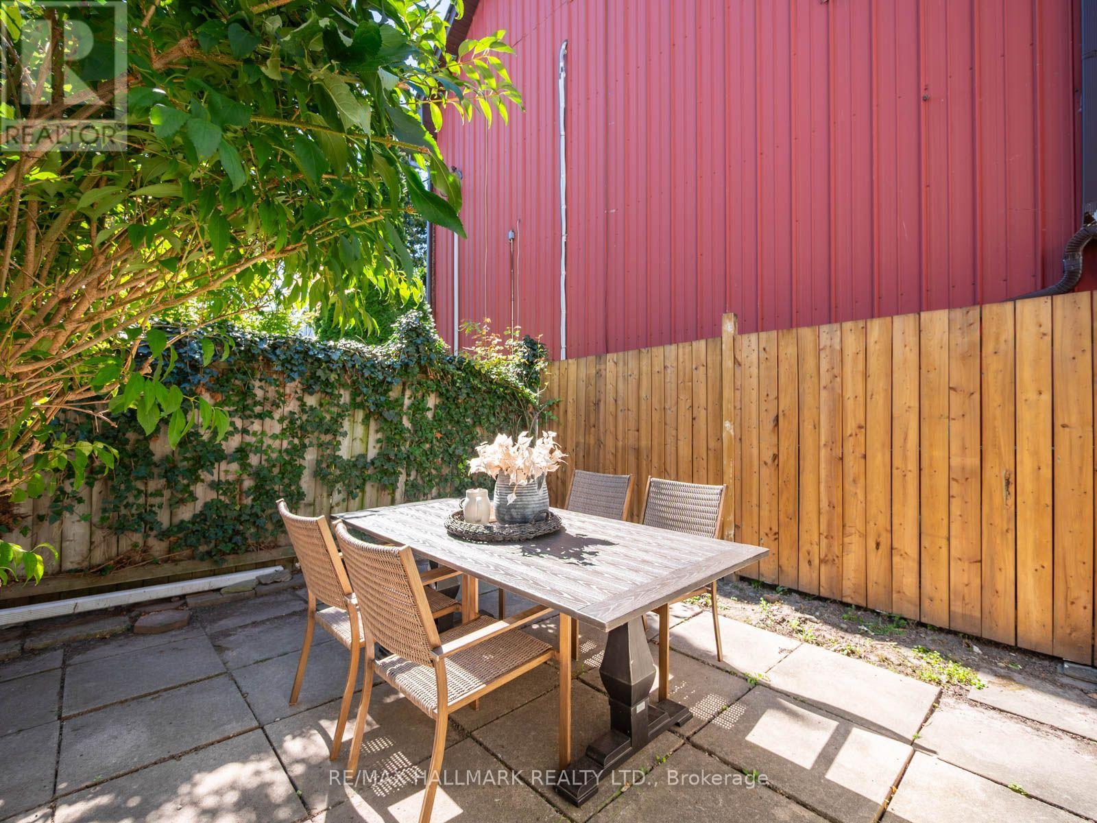146 JONES AVENUE - 38