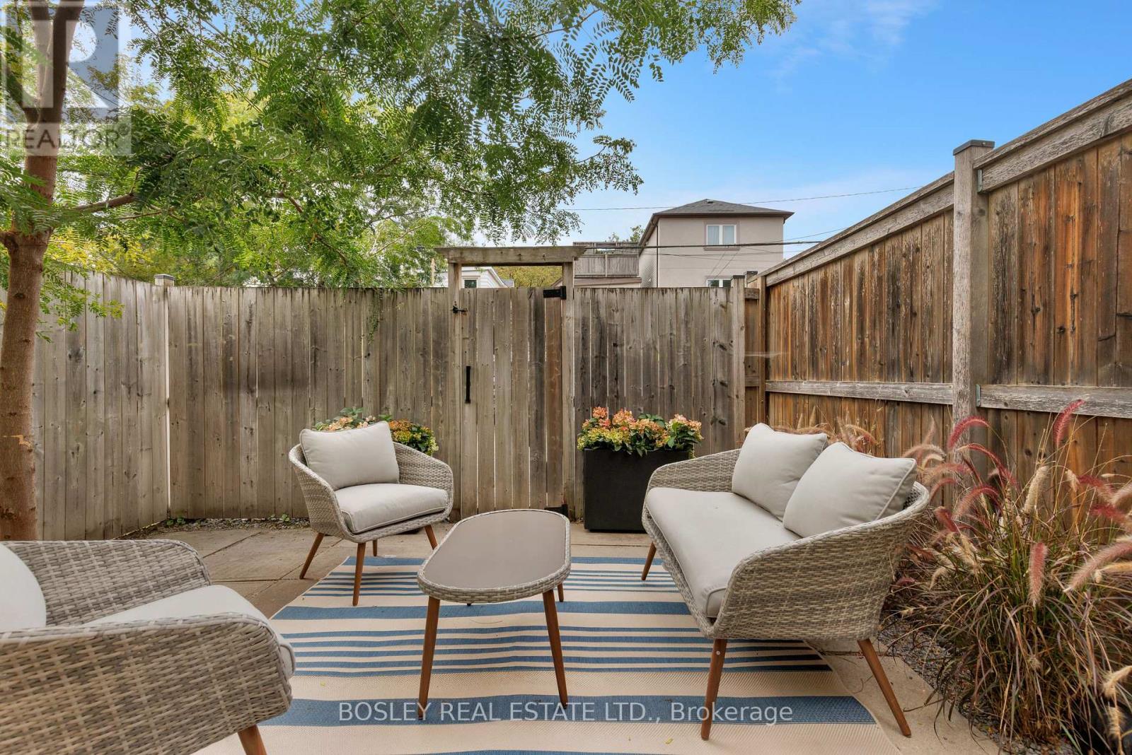 30 CAROLINE AVENUE - Image 32