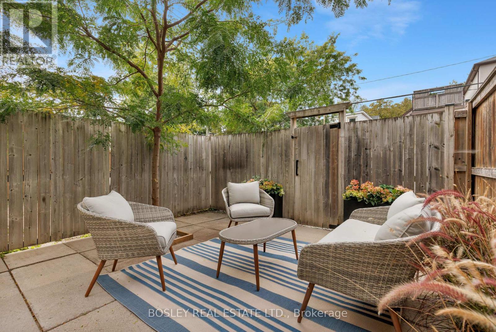 30 CAROLINE AVENUE - Image 33
