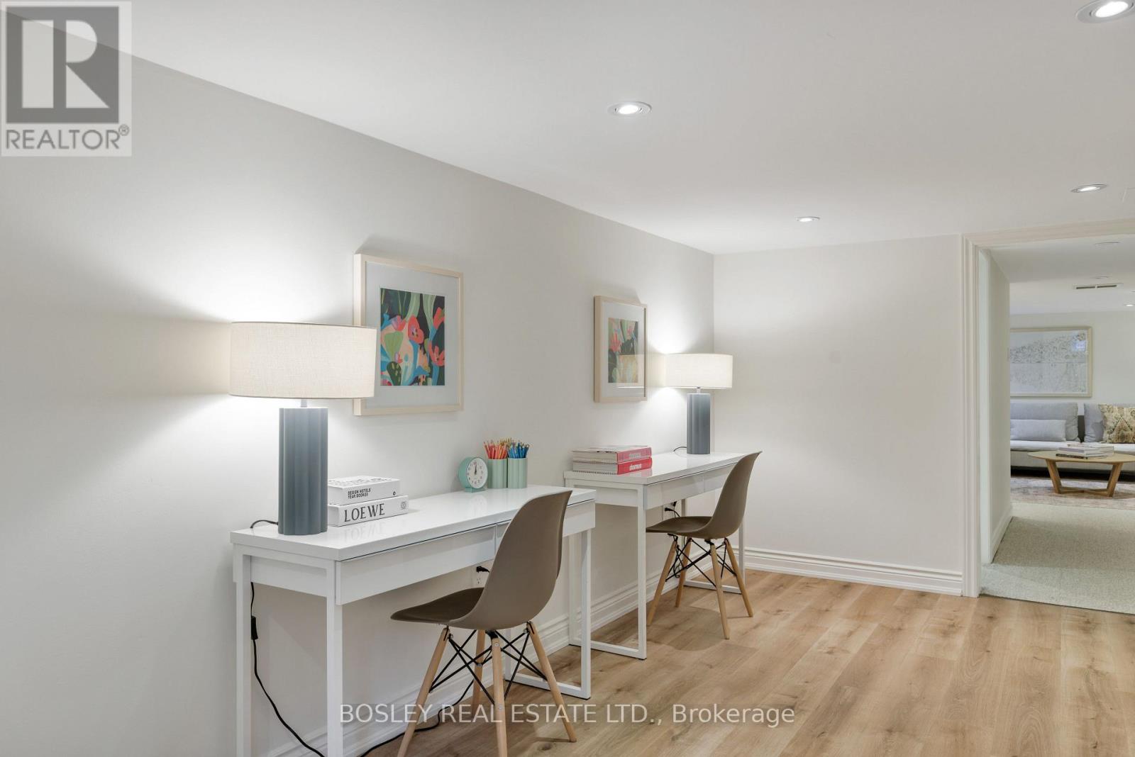 30 CAROLINE AVENUE - 36