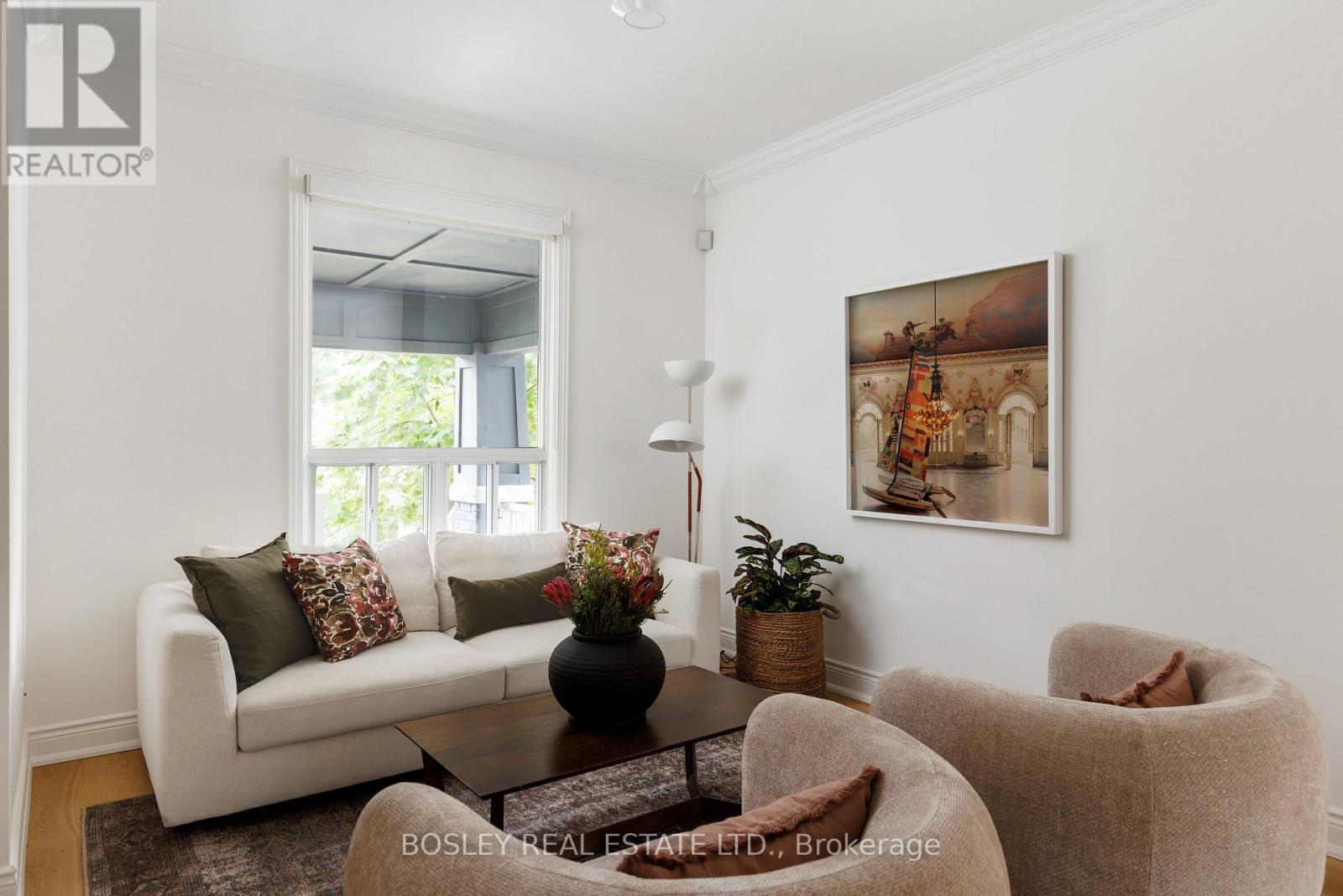 30 CAROLINE AVENUE - 4
