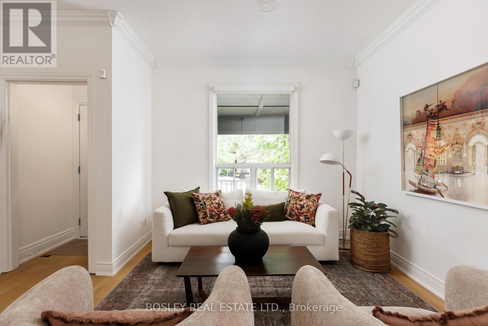 30 CAROLINE AVENUE - 7